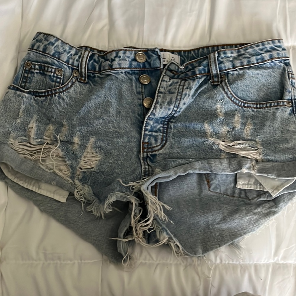 Denim mid rise shorts